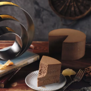 <b>学西点：甜品届的颜值担当——巧克力慕斯</b>