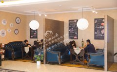 <b>送给在梦想的道路上披荆斩棘的你们</b>