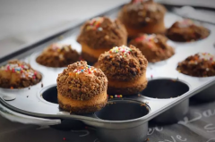 西点师教你做摩卡咖啡核桃酸奶蛋糕　